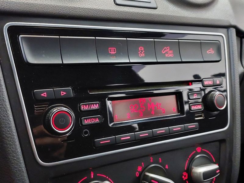 Volkswagen SAVEIRO 1.6 CROSS CD 16V FLEX 2P MANUAL 2015/2016 BETIOLO NOVOS E SEMINOVOS LAJEADO / Carros no Vale Volkswagen SAVEIRO 1.6 CROSS CD 16V FLEX 2P MANUAL 2015/2016 BETIOLO NOVOS E SEMINOVOS LAJEADO / Carros no Vale