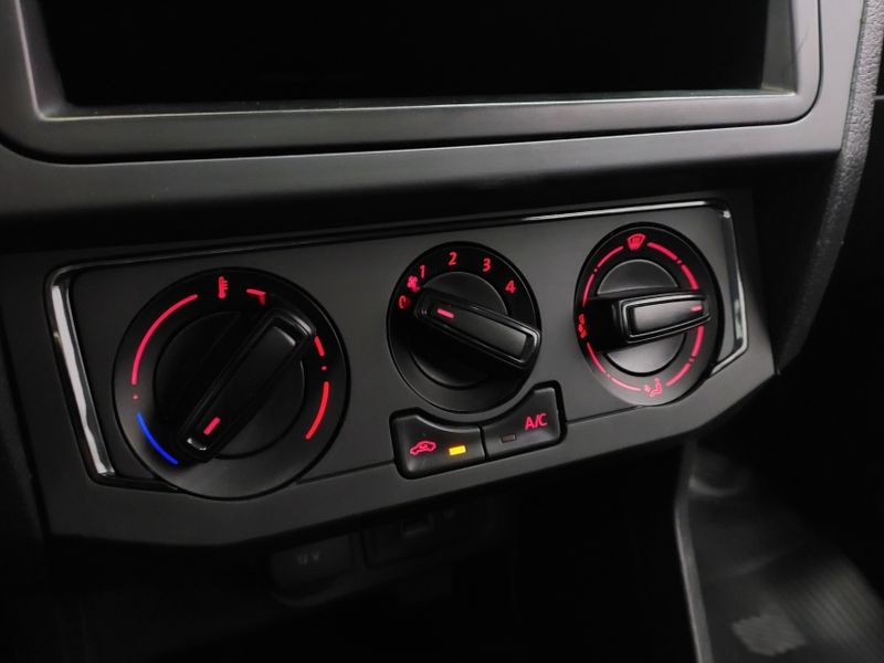 Volkswagen SAVEIRO 1.6 MSI ROBUST CS 16V FLEX 2P MANUAL 2022/2023 BETIOLO NOVOS E SEMINOVOS LAJEADO / Carros no Vale