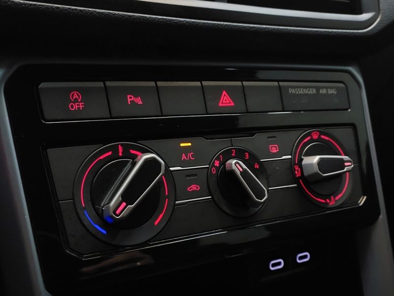 Volkswagen T-CROSS 1.0 200 TSI TOTAL FLEX AUTOMÁTICO 2023/2024 BETIOLO NOVOS E SEMINOVOS LAJEADO / Carros no Vale Volkswagen T-CROSS 1.0 200 TSI TOTAL FLEX AUTOMÁTICO 2023/2024 BETIOLO NOVOS E SEMINOVOS LAJEADO / Carros no Vale