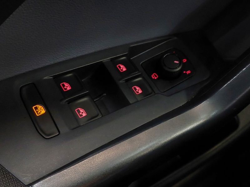 Volkswagen T-CROSS 1.0 200 TSI TOTAL FLEX AUTOMÁTICO 2023/2024 BETIOLO NOVOS E SEMINOVOS LAJEADO / Carros no Vale Volkswagen T-CROSS 1.0 200 TSI TOTAL FLEX AUTOMÁTICO 2023/2024 BETIOLO NOVOS E SEMINOVOS LAJEADO / Carros no Vale