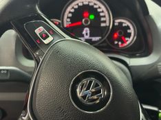 Volkswagen UP 1.0 MPI MOVE UP 12V FLEX 4P AUTOMATIZADO 2018/2018 BETIOLO NOVOS E SEMINOVOS LAJEADO / Carros no Vale