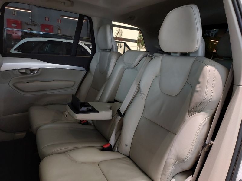 Volvo XC90 2.0 T6 GASOLINA MOMENTUM AWD GEARTRONIC 2018/2019 BETIOLO NOVOS E SEMINOVOS LAJEADO / Carros no Vale Volvo XC90 2.0 T6 GASOLINA MOMENTUM AWD GEARTRONIC 2018/2019 BETIOLO NOVOS E SEMINOVOS LAJEADO / Carros no Vale