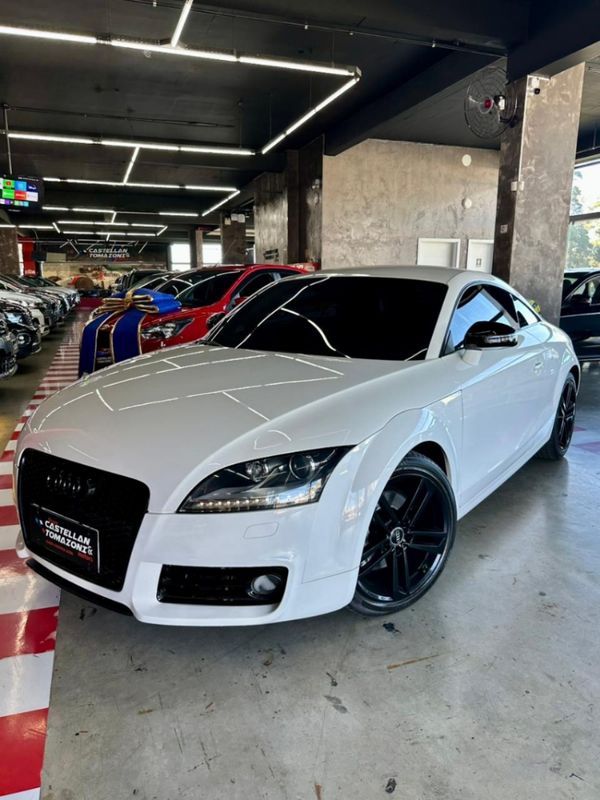 Audi TT 2.0 TFSI COUPÉ 16V GASOLINA 2P S-TRONIC 2011/2012 CASTELLAN E TOMAZONI MOTORS CAXIAS DO SUL / Carros no Vale Audi TT 2.0 TFSI COUPÉ 16V GASOLINA 2P S-TRONIC 2011/2012 CASTELLAN E TOMAZONI MOTORS CAXIAS DO SUL / Carros no Vale