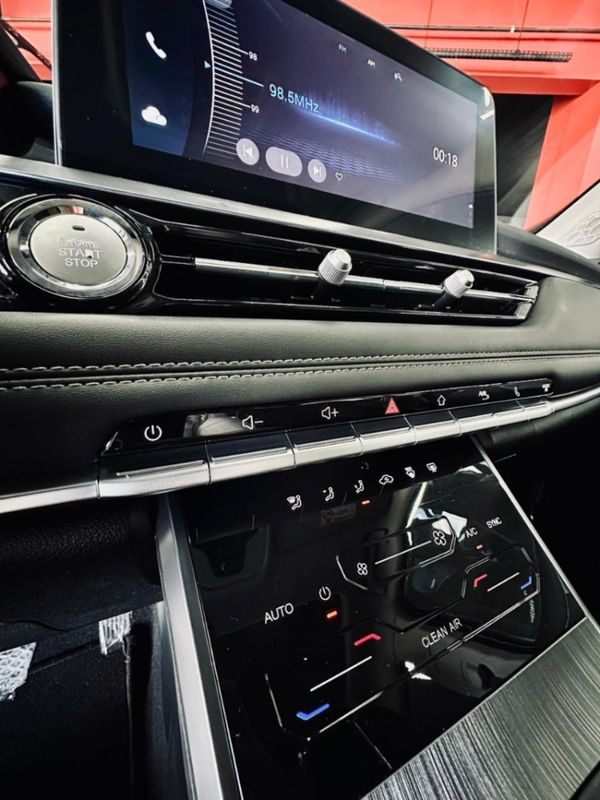 Caoa Chery TIGGO 5X PRO 1.5 TCI FLEX HYBRID CVT 2022/2023 CASTELLAN E TOMAZONI MOTORS CAXIAS DO SUL / Carros no Vale Caoa Chery TIGGO 5X PRO 1.5 TCI FLEX HYBRID CVT 2022/2023 CASTELLAN E TOMAZONI MOTORS CAXIAS DO SUL / Carros no Vale