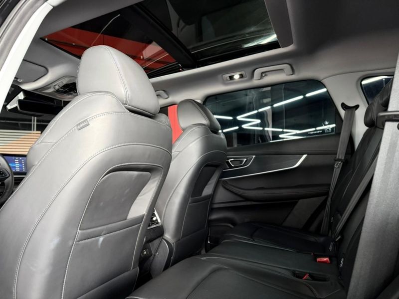 Caoa Chery TIGGO 8 1.6 TGDI GASOLINA TXS DCT 2022/2023 CASTELLAN E TOMAZONI MOTORS CAXIAS DO SUL / Carros no Vale Caoa Chery TIGGO 8 1.6 TGDI GASOLINA TXS DCT 2022/2023 CASTELLAN E TOMAZONI MOTORS CAXIAS DO SUL / Carros no Vale