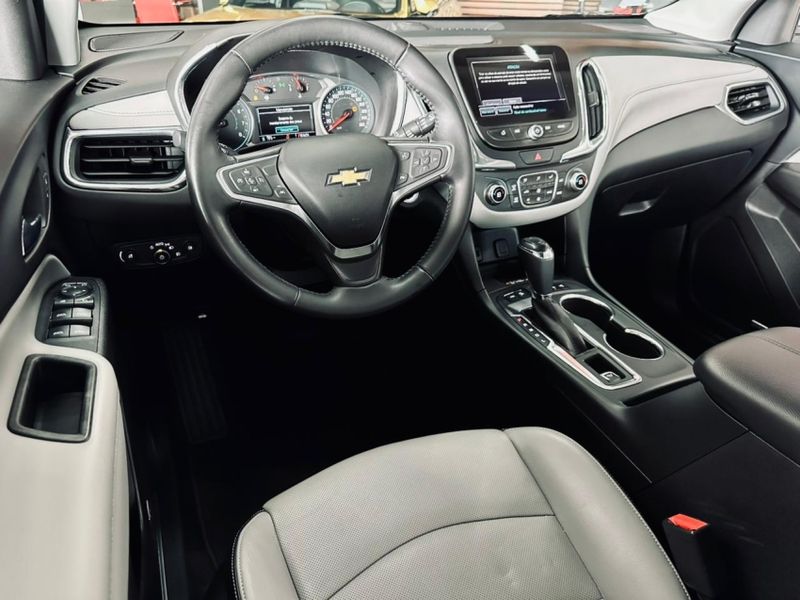 Chevrolet EQUINOX 2.0 16V TURBO GASOLINA PREMIER AWD AUTOMÁTICO 2018/2018 CASTELLAN E TOMAZONI MOTORS CAXIAS DO SUL / Carros no Vale
