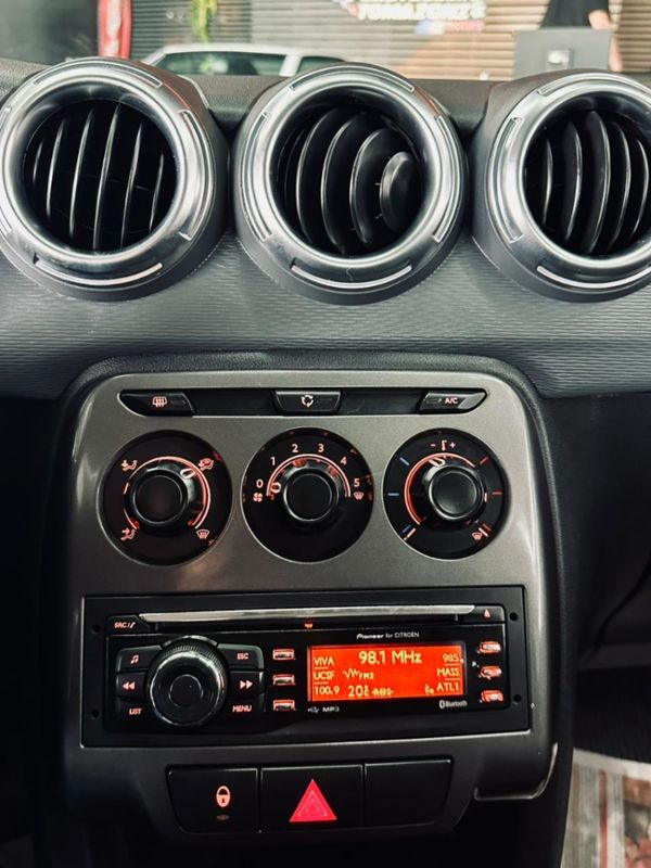 Citroen C3 1.5 TENDANCE 8V FLEX 4P MANUAL 2012/2013 CASTELLAN E TOMAZONI MOTORS CAXIAS DO SUL / Carros no Vale