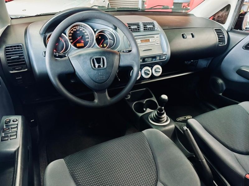 Honda FIT 1.4 LXL 16V FLEX 4P MANUAL 2008/2008 CASTELLAN E TOMAZONI MOTORS CAXIAS DO SUL / Carros no Vale