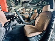 Hyundai CRETA 1.0 TGDI FLEX PLATINUM AUTOMÁTICO 2024/2025 CASTELLAN E TOMAZONI MOTORS CAXIAS DO SUL / Carros no Vale