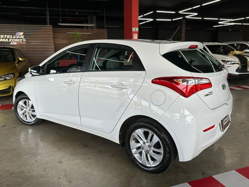 Hyundai HB20 1.6 PREMIUM 16V FLEX 4P MANUAL 2012/2013 CASTELLAN E TOMAZONI MOTORS CAXIAS DO SUL / Carros no Vale Hyundai HB20 1.6 PREMIUM 16V FLEX 4P MANUAL 2012/2013 CASTELLAN E TOMAZONI MOTORS CAXIAS DO SUL / Carros no Vale