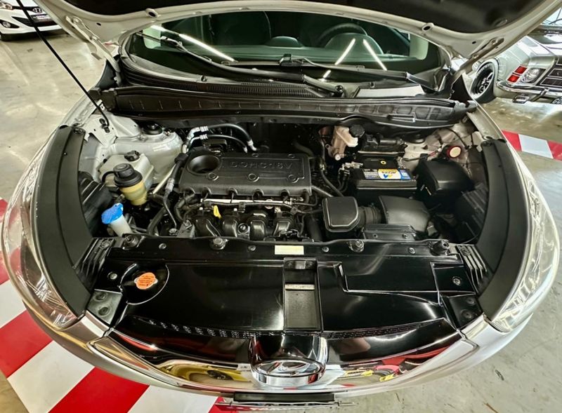 Hyundai IX35 2.0 MPFI GLS 4X2 16V GASOLINA 4P AUTOMÁTICO 2011/2012 CASTELLAN E TOMAZONI MOTORS CAXIAS DO SUL / Carros no Vale