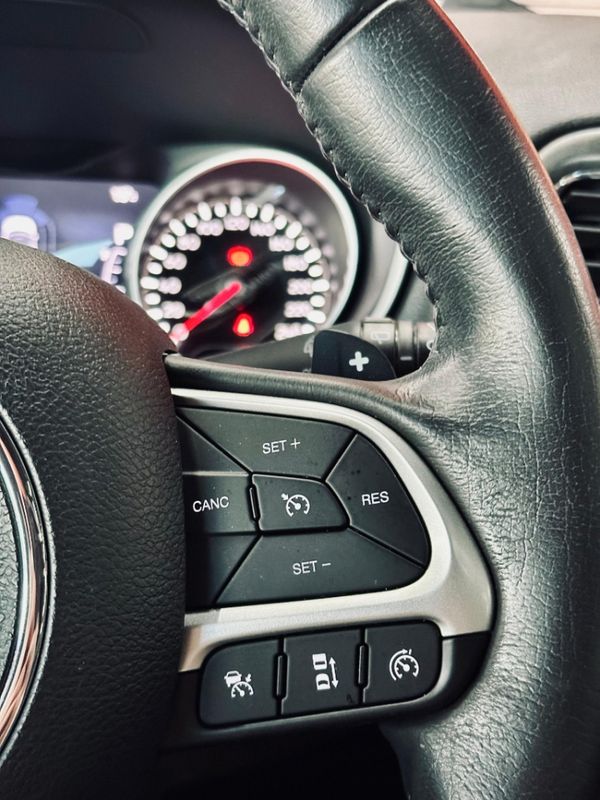 JEEP COMPASS 2.0 16V DIESEL S 4X4 AUTOMÁTICO 2020/2021 CASTELLAN E TOMAZONI MOTORS CAXIAS DO SUL / Carros no Vale JEEP COMPASS 2.0 16V DIESEL S 4X4 AUTOMÁTICO 2020/2021 CASTELLAN E TOMAZONI MOTORS CAXIAS DO SUL / Carros no Vale