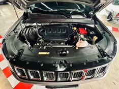 JEEP COMPASS 2.0 16V FLEX LIMITED AUTOMÁTICO 2021/2021 CASTELLAN E TOMAZONI MOTORS CAXIAS DO SUL / Carros no Vale