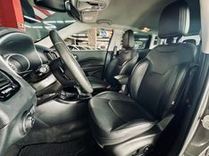 JEEP COMPASS 2.0 16V FLEX LIMITED AUTOMÁTICO 2021/2021 CASTELLAN E TOMAZONI MOTORS CAXIAS DO SUL / Carros no Vale