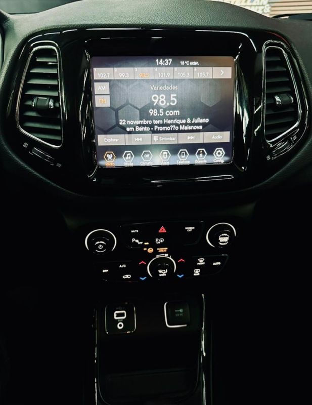 JEEP COMPASS 2.0 16V FLEX LIMITED AUTOMÁTICO 2021/2021 CASTELLAN E TOMAZONI MOTORS CAXIAS DO SUL / Carros no Vale