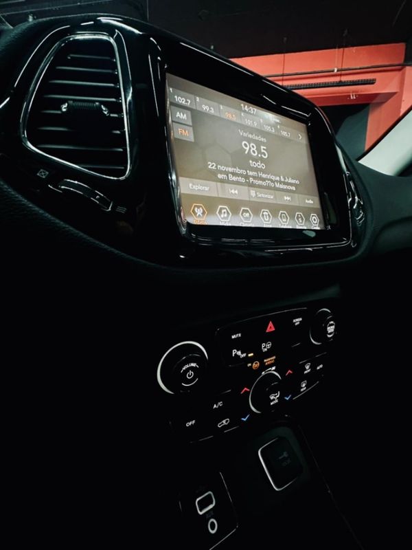 JEEP COMPASS 2.0 16V FLEX LIMITED AUTOMÁTICO 2021/2021 CASTELLAN E TOMAZONI MOTORS CAXIAS DO SUL / Carros no Vale