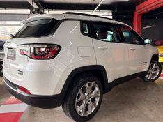 JEEP COMPASS 2.0 16V FLEX LONGITUDE AUTOMÁTICO 2020/2021 CASTELLAN E TOMAZONI MOTORS CAXIAS DO SUL / Carros no Vale