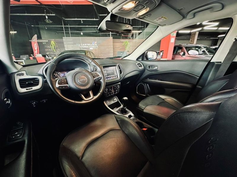 JEEP COMPASS 2.0 16V FLEX LONGITUDE AUTOMÁTICO 2019/2020 CASTELLAN E TOMAZONI MOTORS CAXIAS DO SUL / Carros no Vale