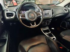JEEP COMPASS 2.0 16V FLEX LONGITUDE AUTOMÁTICO 2019/2020 CASTELLAN E TOMAZONI MOTORS CAXIAS DO SUL / Carros no Vale