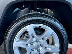 JEEP RENEGADE 1.3 T270 TURBO FLEX SPORT AT6 2023/2024 CASTELLAN E TOMAZONI MOTORS CAXIAS DO SUL / Carros no Vale