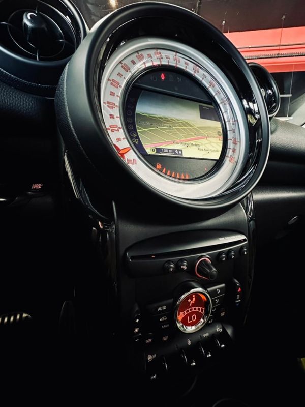 Mini COUNTRYMAN 1.6 S ALL4 4X4 16V 184CV TURBO GASOLINA 4P AUTOMÁTICO 2013/2014 CASTELLAN E TOMAZONI MOTORS CAXIAS DO SUL / Carros no Vale