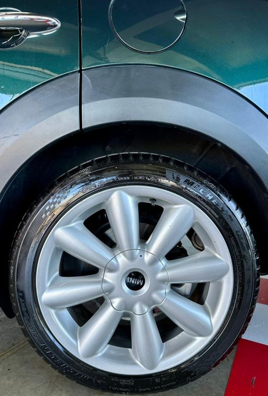 Mini COUNTRYMAN 1.6 S ALL4 4X4 16V 184CV TURBO GASOLINA 4P AUTOMÁTICO 2013/2014 CASTELLAN E TOMAZONI MOTORS CAXIAS DO SUL / Carros no Vale