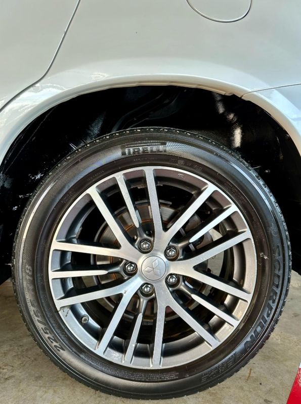 Mitsubishi ASX 2.0 4X2 16V FLEX 4P AUTOMÁTICO 2017/2018 CASTELLAN E TOMAZONI MOTORS CAXIAS DO SUL / Carros no Vale