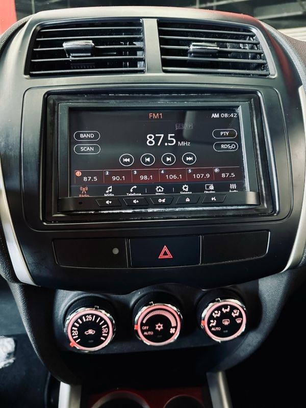 Mitsubishi ASX 2.0 4X2 16V FLEX 4P AUTOMÁTICO 2017/2018 CASTELLAN E TOMAZONI MOTORS CAXIAS DO SUL / Carros no Vale