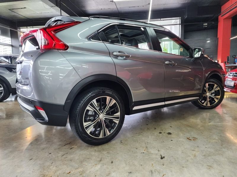 Mitsubishi ECLIPSE CROSS 1.5 MIVEC TURBO GASOLINA HPE-S AWD CVT 2019/2019 CASTELLAN E TOMAZONI MOTORS CAXIAS DO SUL / Carros no Vale