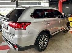 Mitsubishi OUTLANDER 3.0 MIVEC V6 GASOLINA HPE-S AWD AUTOMÁTICO 2018/2019 CASTELLAN E TOMAZONI MOTORS CAXIAS DO SUL / Carros no Vale