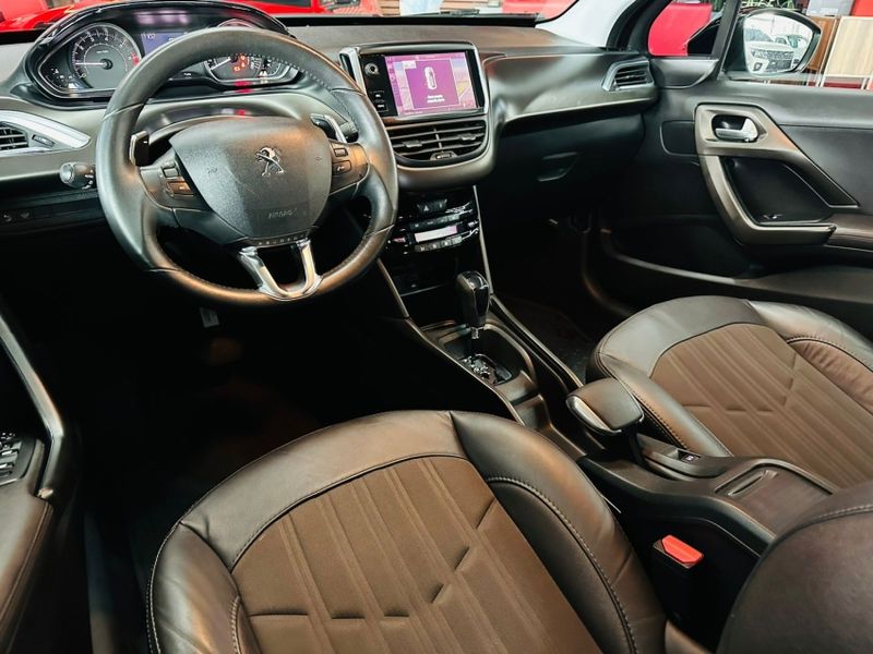 Peugeot 2008 1.6 16V FLEX GRIFFE 4P AUTOMÁTICO 2016/2017 CASTELLAN E TOMAZONI MOTORS CAXIAS DO SUL / Carros no Vale