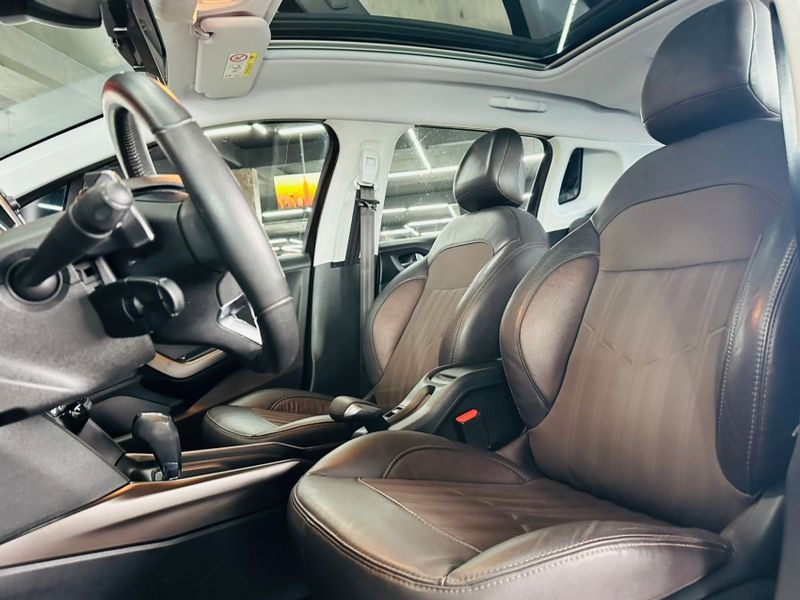 Peugeot 2008 1.6 16V FLEX GRIFFE 4P AUTOMÁTICO 2016/2017 CASTELLAN E TOMAZONI MOTORS CAXIAS DO SUL / Carros no Vale