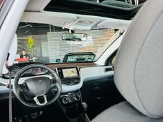 Peugeot 208 1.5 ALLURE 8V FLEX 4P MANUAL 2014/2014 CASTELLAN E TOMAZONI MOTORS CAXIAS DO SUL / Carros no Vale