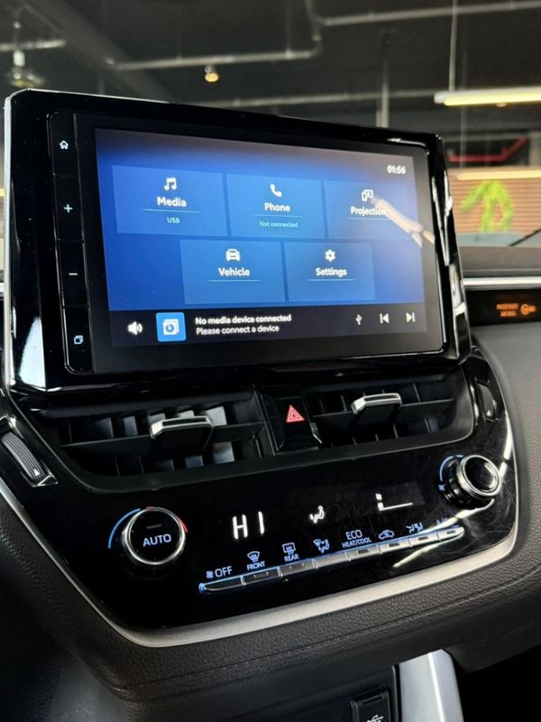 Toyota COROLLA CROSS 2.0 VVT-IE FLEX XRE DIRECT SHIFT 2022/2023 CASTELLAN E TOMAZONI MOTORS CAXIAS DO SUL / Carros no Vale