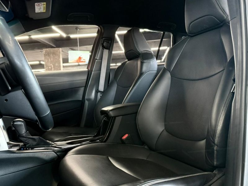 Toyota COROLLA CROSS 2.0 VVT-IE FLEX XRE DIRECT SHIFT 2022/2023 CASTELLAN E TOMAZONI MOTORS CAXIAS DO SUL / Carros no Vale