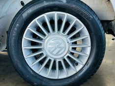 Volkswagen UP 1.0 TSI MOVE UP 12V FLEX 4P MANUAL 2017/2017 CASTELLAN E TOMAZONI MOTORS CAXIAS DO SUL / Carros no Vale