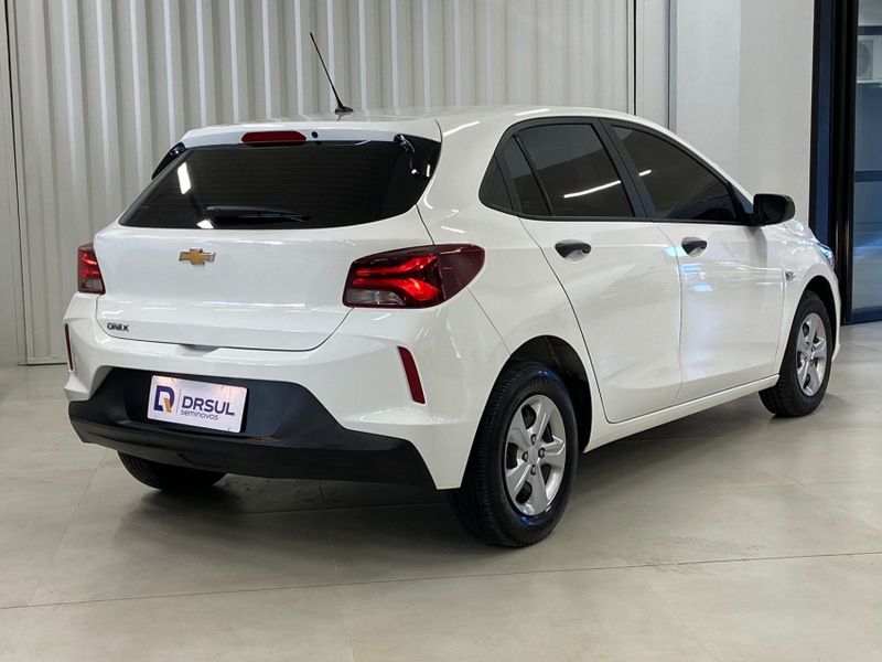 Chevrolet ONIX 1.0 FLEX MANUAL 2023/2024 DRSUL SEMINOVOS CAXIAS DO SUL – LAJEADO – SANTA CRUZ DO SUL / Carros no Vale