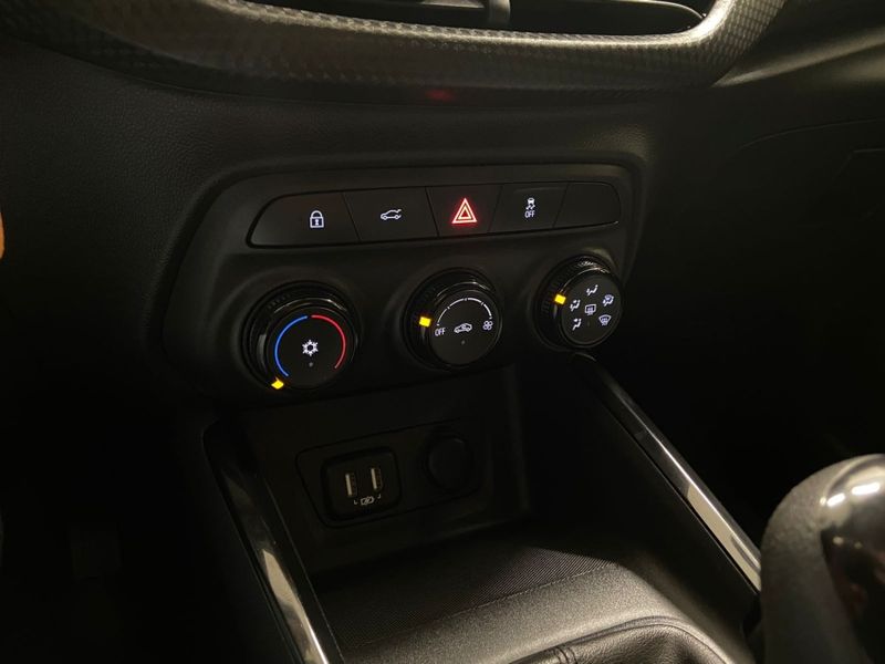 Chevrolet ONIX 1.0 FLEX MANUAL 2023/2024 DRSUL SEMINOVOS CAXIAS DO SUL – LAJEADO – SANTA CRUZ DO SUL / Carros no Vale