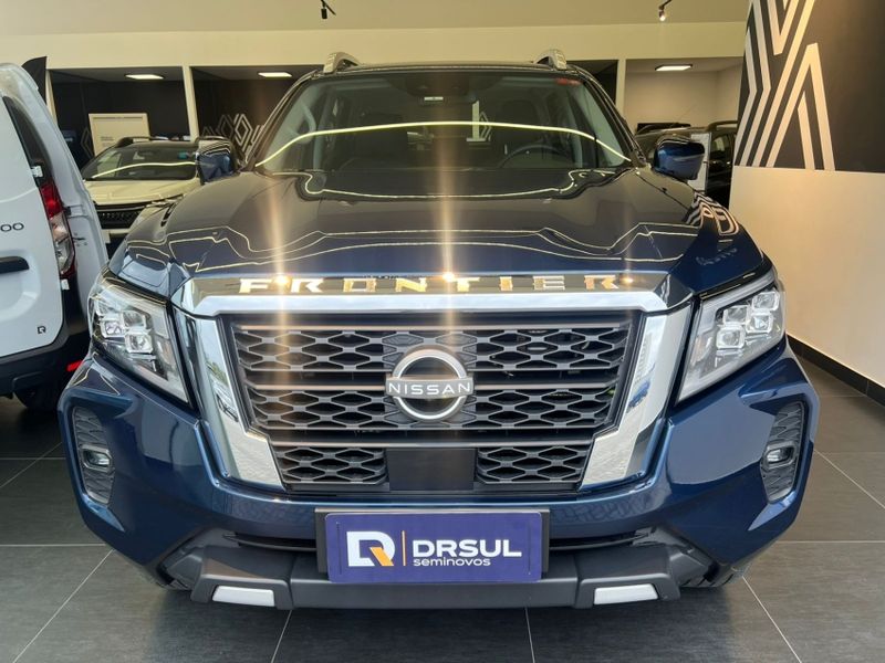 Nissan FRONTIER 2.3 16V TURBO DIESEL PLATINUM CD 4X4 AUTOMÁTICO 2024/2025 DRSUL SEMINOVOS CAXIAS DO SUL – LAJEADO – SANTA CRUZ DO SUL / Carros no Vale