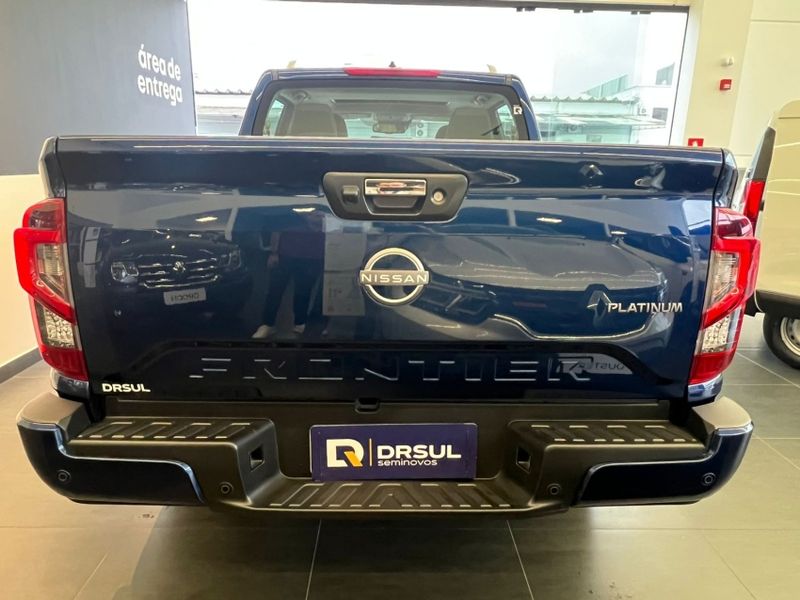 Nissan FRONTIER 2.3 16V TURBO DIESEL PLATINUM CD 4X4 AUTOMÁTICO 2024/2025 DRSUL SEMINOVOS CAXIAS DO SUL – LAJEADO – SANTA CRUZ DO SUL / Carros no Vale