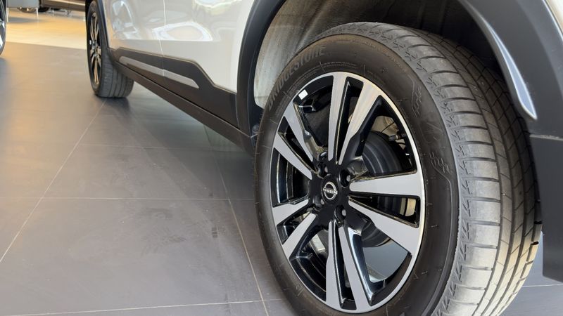 Nissan KICKS PLAY 1.6 16V FLEXSTART ADVANCE PLUS XTRONIC 2025/2025 DRSUL SEMINOVOS CAXIAS DO SUL – LAJEADO – SANTA CRUZ DO SUL / Carros no Vale