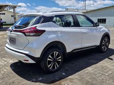 Nissan KICKS PLAY 1.6 16V FLEXSTART SENSE XTRONIC 2025/2025 DRSUL SEMINOVOS CAXIAS DO SUL – LAJEADO – SANTA CRUZ DO SUL / Carros no Vale