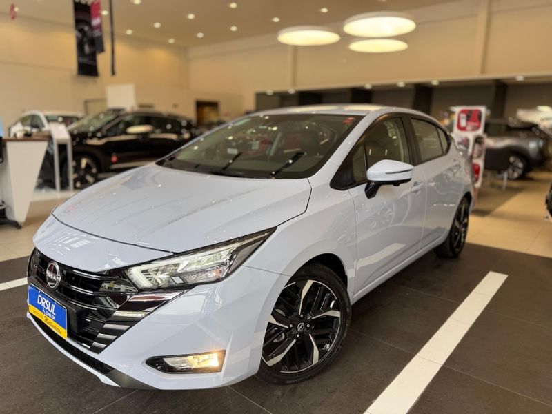 Nissan VERSA 1.6 16V FLEX EXCLUSIVE XTRONIC 2024/2025 DRSUL SEMINOVOS CAXIAS DO SUL – LAJEADO – SANTA CRUZ DO SUL / Carros no Vale