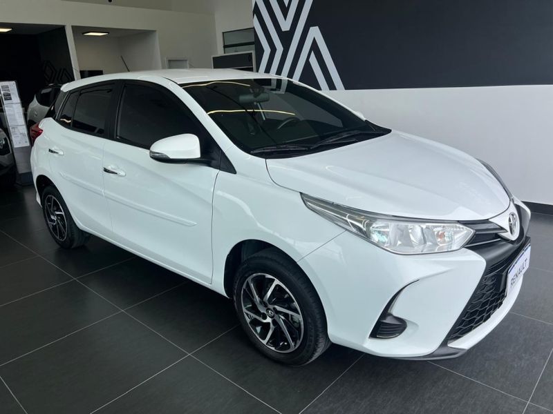 Toyota YARIS 1.5 16V FLEX XL MULTIDRIVE 2023/2023 DRSUL SEMINOVOS CAXIAS DO SUL – LAJEADO – SANTA CRUZ DO SUL / Carros no Vale