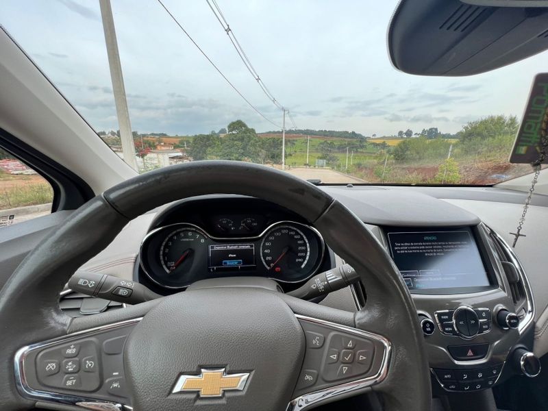 Chevrolet CRUZE 1.4 TURBO LTZ 16V FLEX 4P AUTOMÁTICO 2016/2017 CAMINHÕES & CAMIONETAS PASSO FUNDO / Carros no Vale