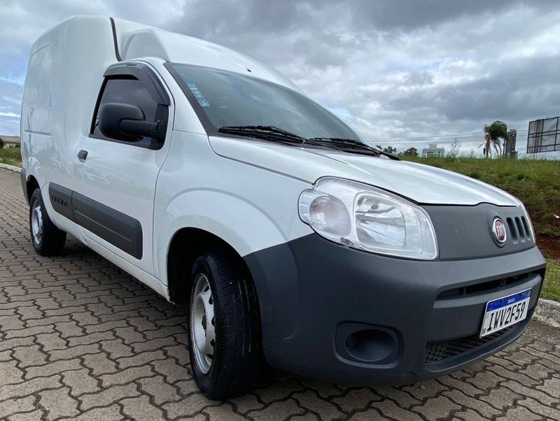 Fiat FIORINO 1.4 MPI FURGÃO 8V FLEX 2P MANUAL 2015/2016 CAMINHÕES & CAMIONETAS PASSO FUNDO / Carros no Vale