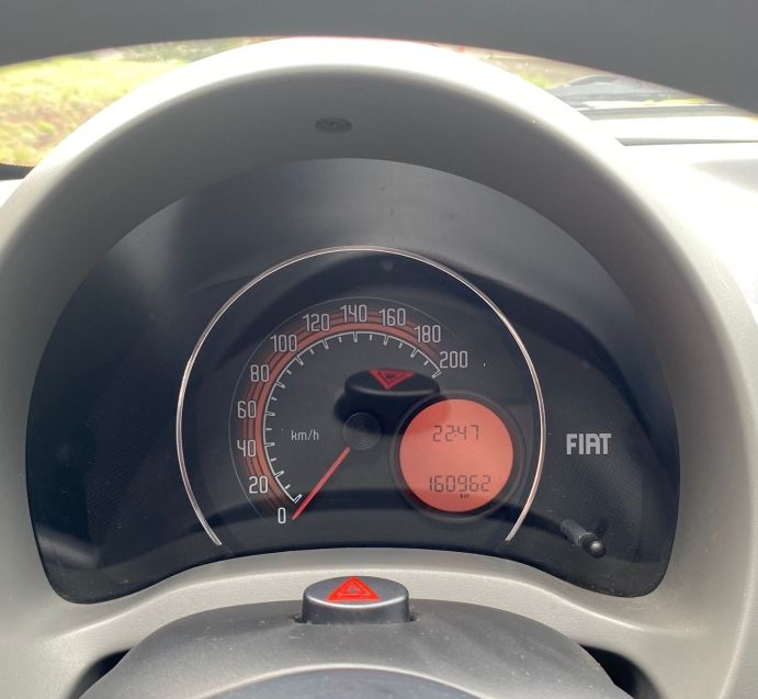 Fiat FIORINO 1.4 MPI FURGÃO 8V FLEX 2P MANUAL 2015/2016 CAMINHÕES & CAMIONETAS PASSO FUNDO / Carros no Vale