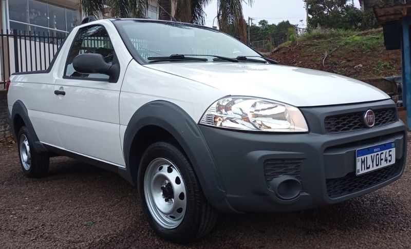 Fiat STRADA 1.4 MPI WORKING CS 8V FLEX 2P MANUAL 2014/2015 CAMINHÕES & CAMIONETAS PASSO FUNDO / Carros no Vale