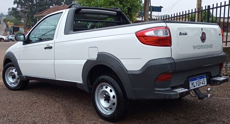 Fiat STRADA 1.4 MPI WORKING CS 8V FLEX 2P MANUAL 2014/2015 CAMINHÕES & CAMIONETAS PASSO FUNDO / Carros no Vale