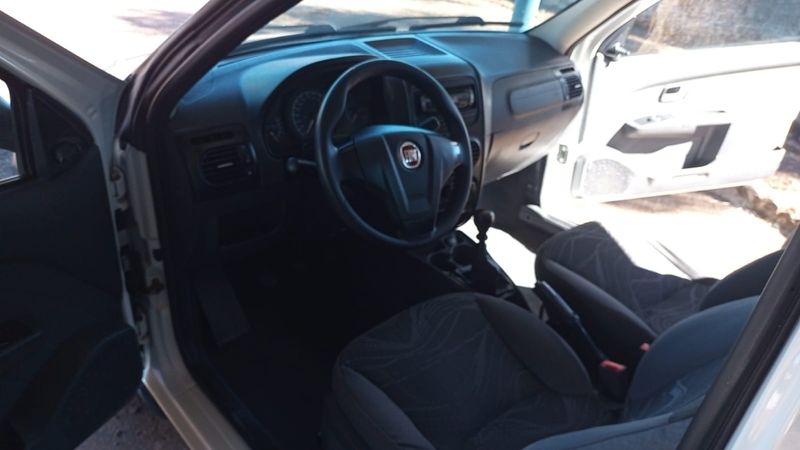 Fiat STRADA 1.4 MPI WORKING CS 8V FLEX 2P MANUAL 2014/2015 CAMINHÕES & CAMIONETAS PASSO FUNDO / Carros no Vale